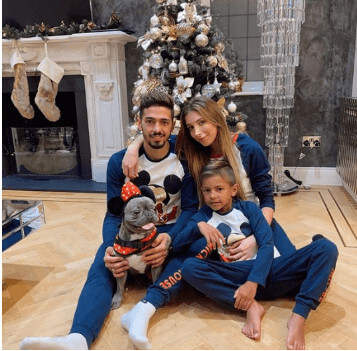 Benjamin Lanzini With Father And Mother During New Year Time